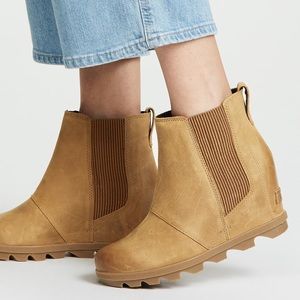 Joan of Arctic Wedge II Chelsea Camel Brown Sz 5.5 NWB